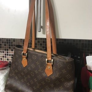Ahutentic Bag LV.     Offer welcome